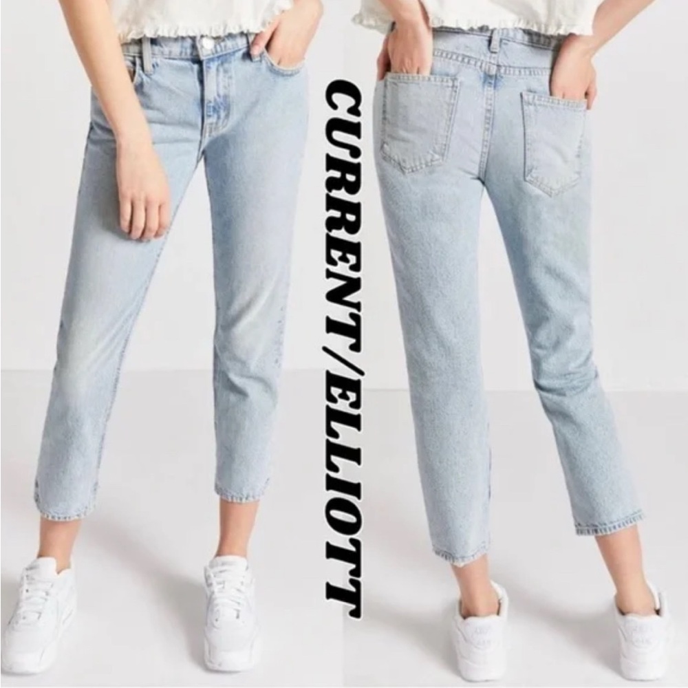 Current/Elliott Light Blue Straight Leg Cropped Jeans